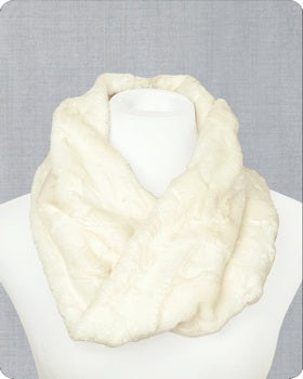 Infinity Scarf Cuddle Kit Hide Natural